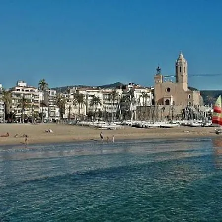 Atico De La Luna, * Sitges
